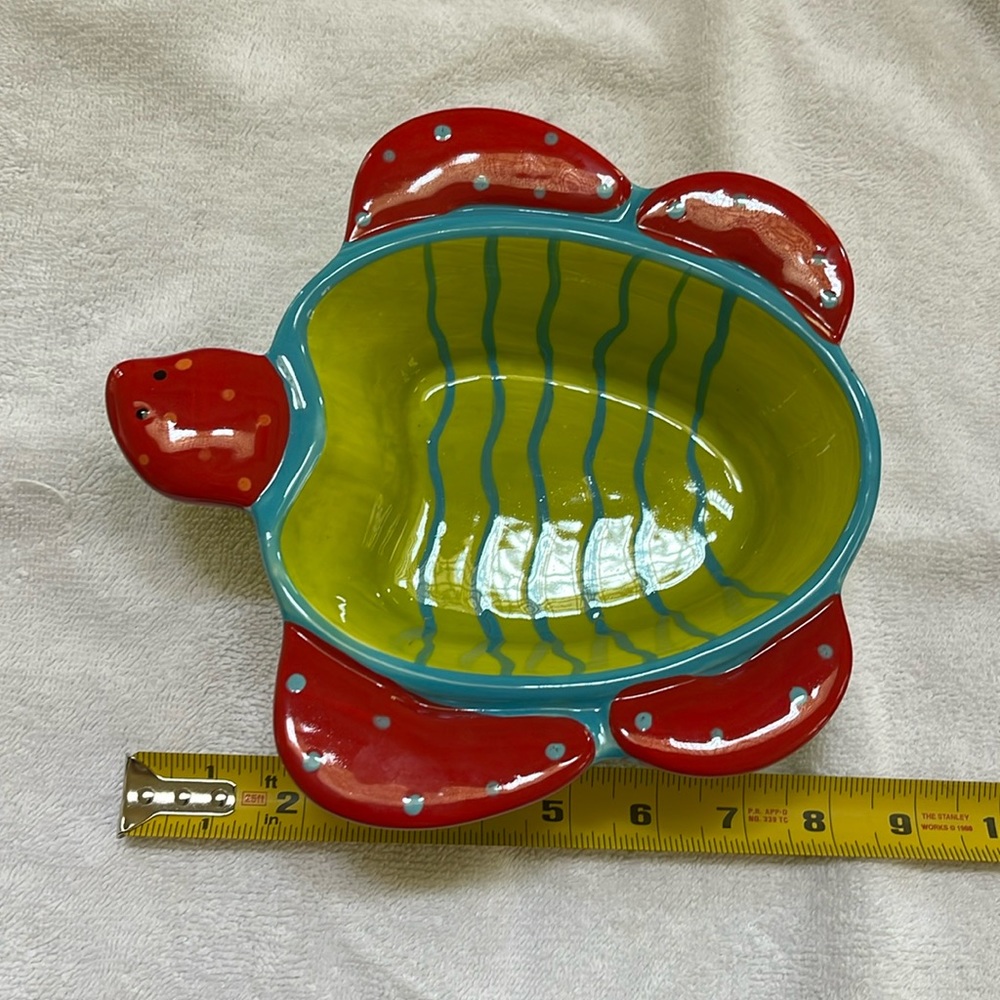 Turtle shaped bowl
